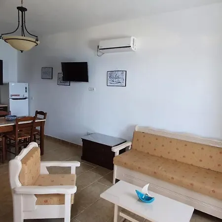 Stella's Ξενοδοχείο με διαμερίσματα 4*
