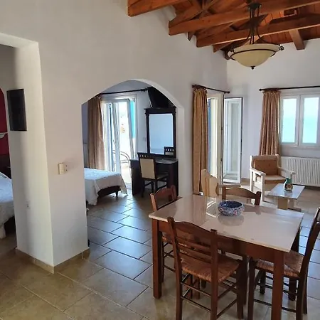 Stella's Apart Otel 4*